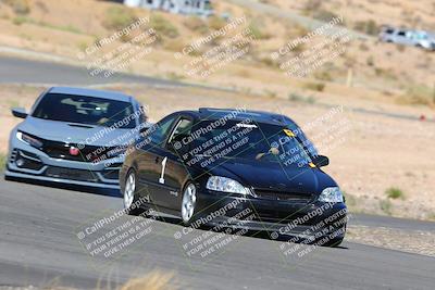 media/Oct-01-2022-Team Topak Racing (Sat) [[f860fb51be]]/2-Inter Low 2/session 2 turn 11/